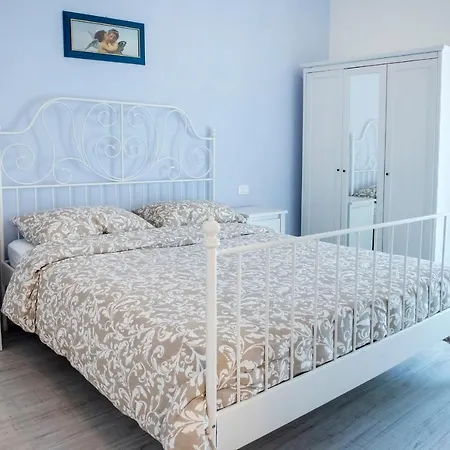 Lägenhet A Casa Di Marica